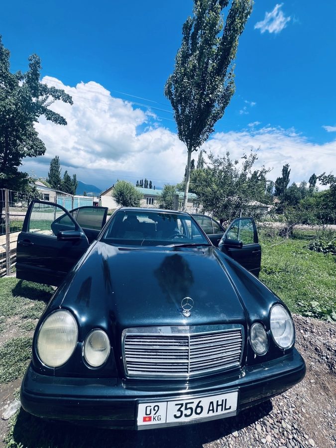Mercedes-Benz E-Класс II (W210, S210) 230 2.3 AT