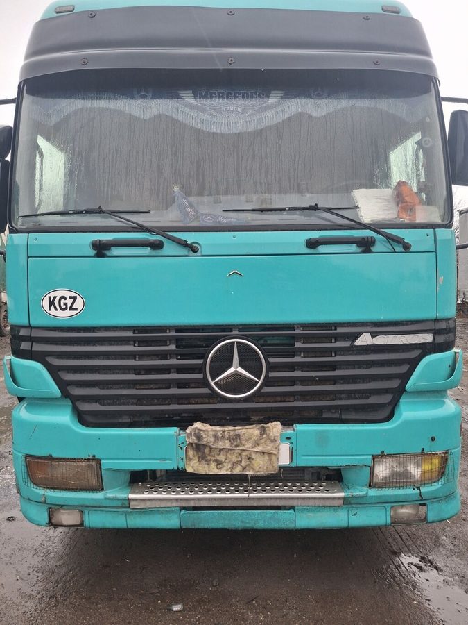 Mercedes-Benz 