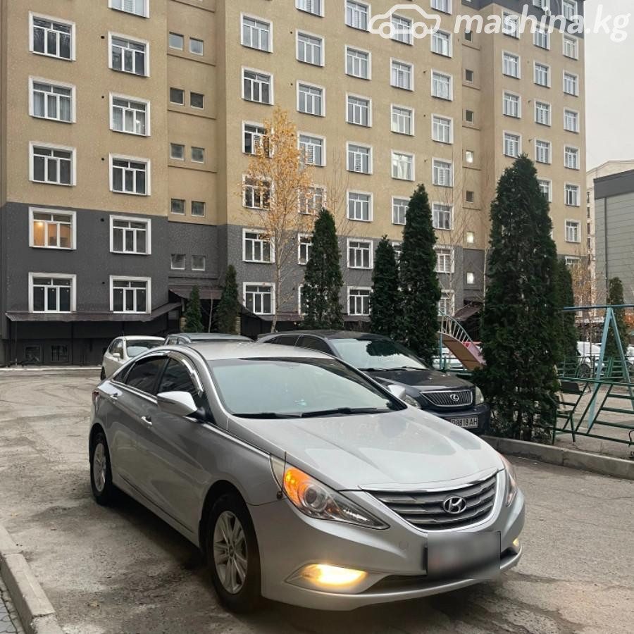 Hyundai Sonata VI (YF)