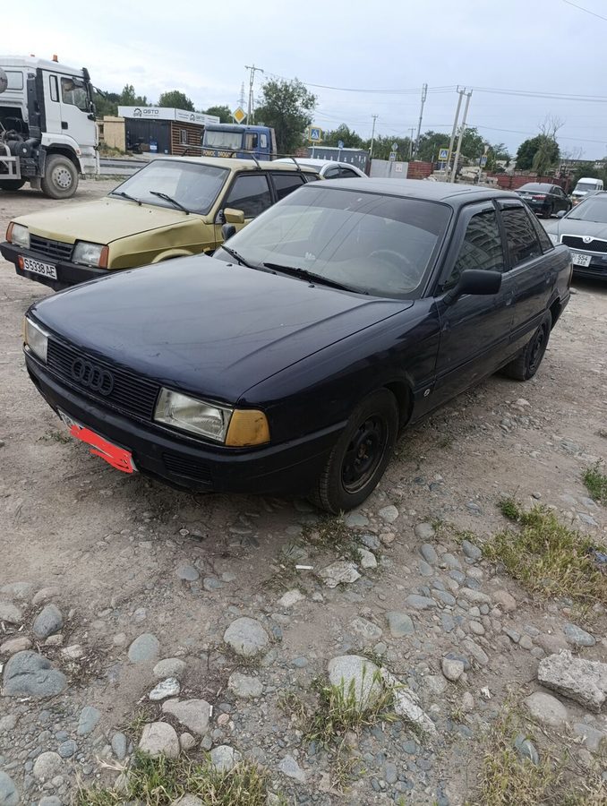 Audi 80