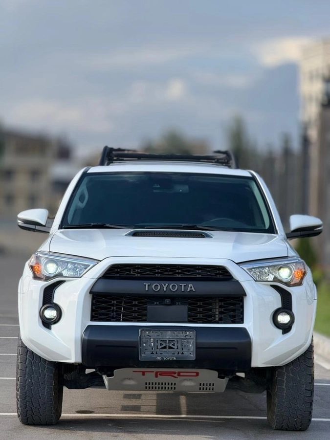 Toyota 4Runner V Рестайлинг 2023