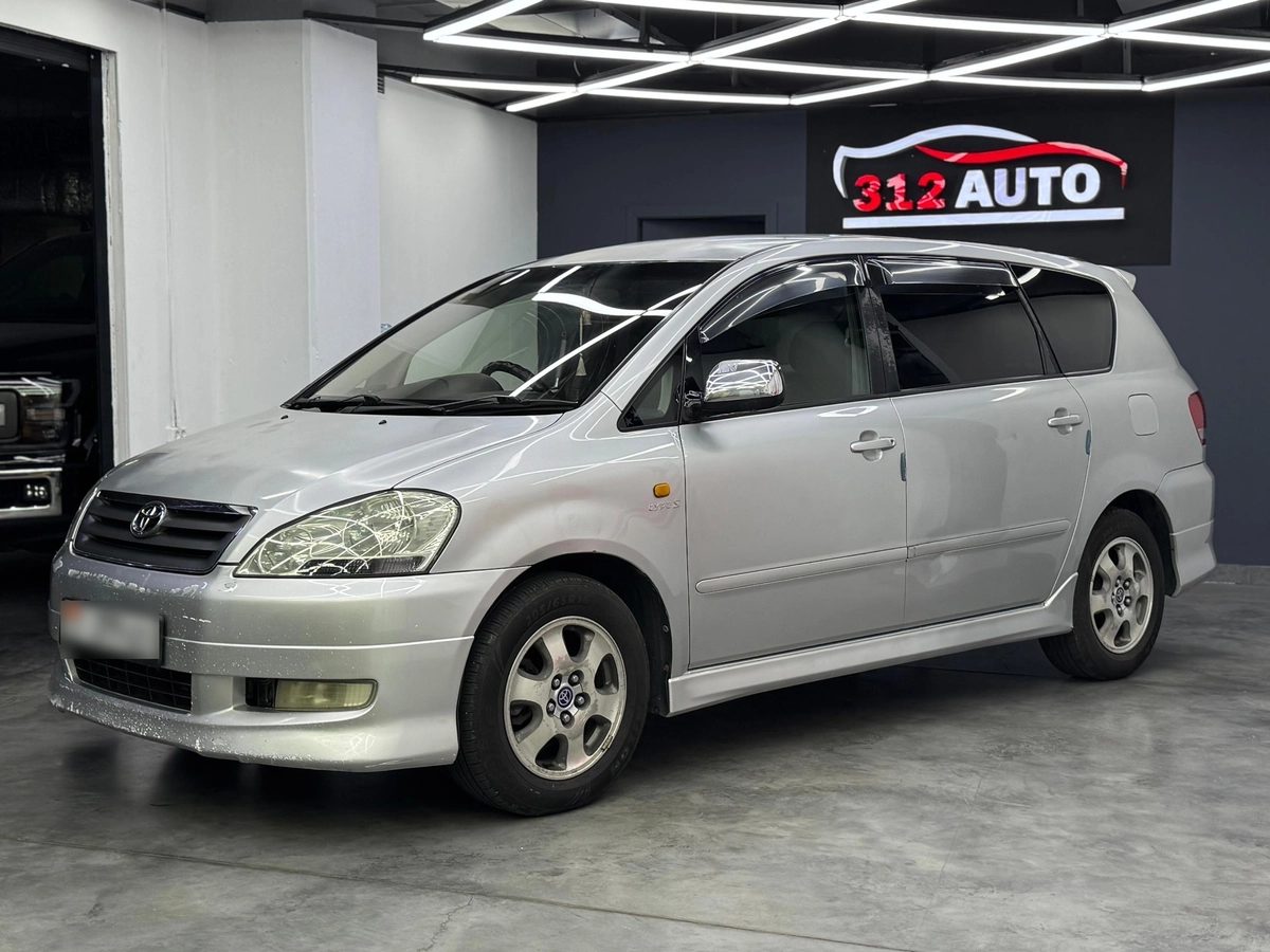 Toyota Ipsum II (M20) 2003