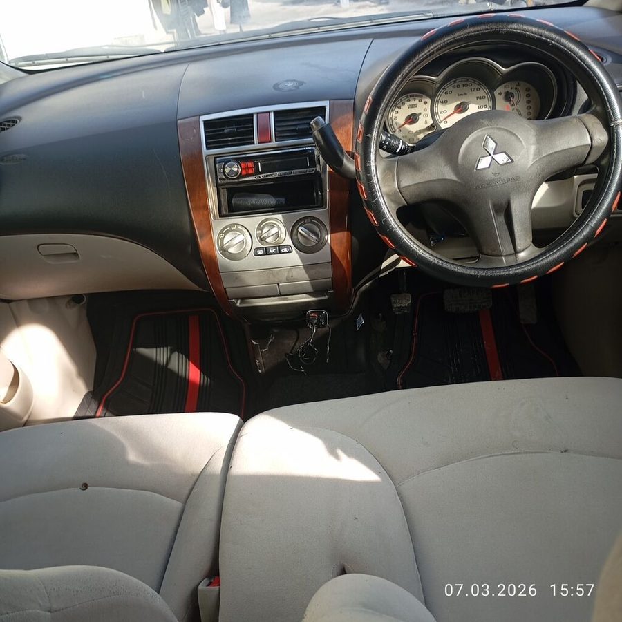 Mitsubishi Colt