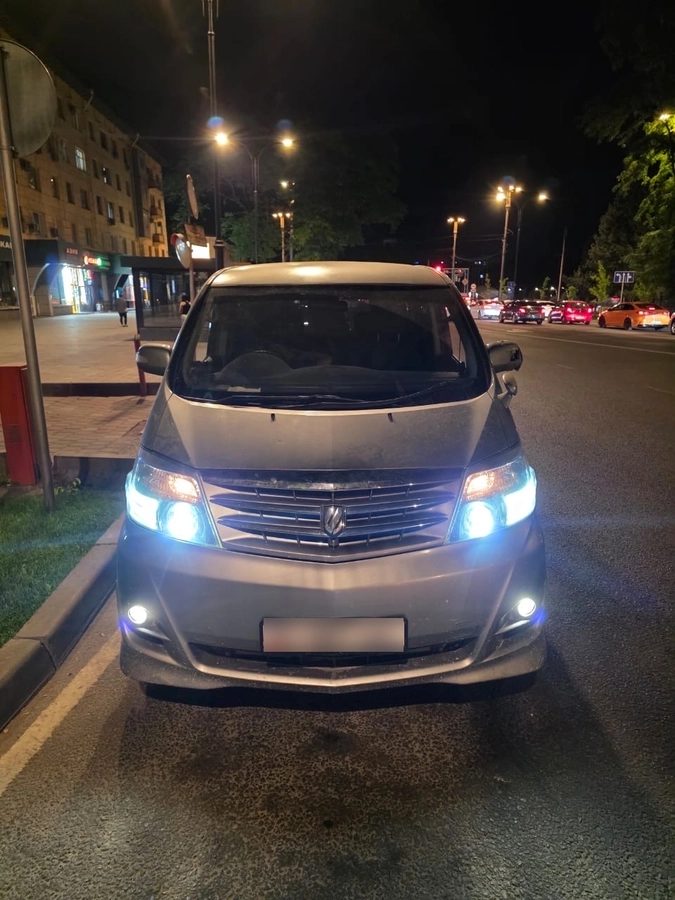 Toyota Alphard I Рестайлинг 2008