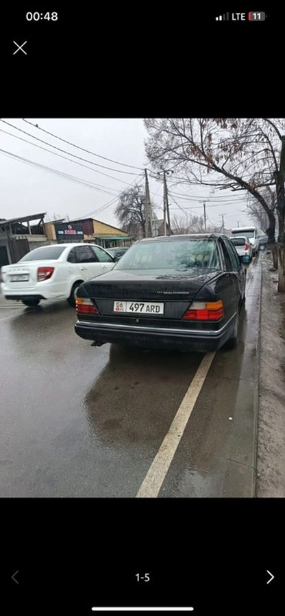 Mercedes-Benz W124