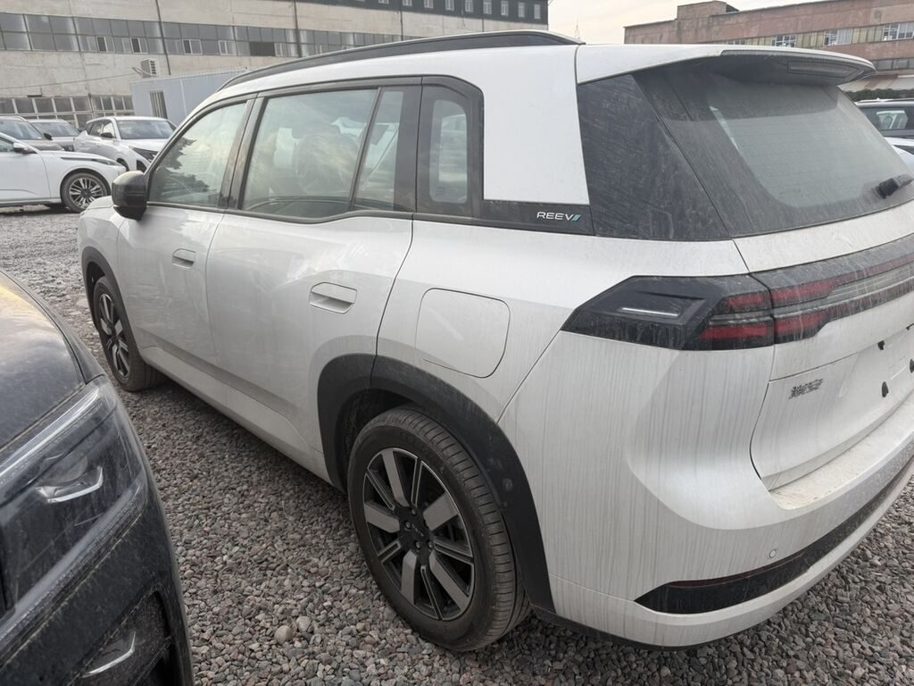 Roewe i6