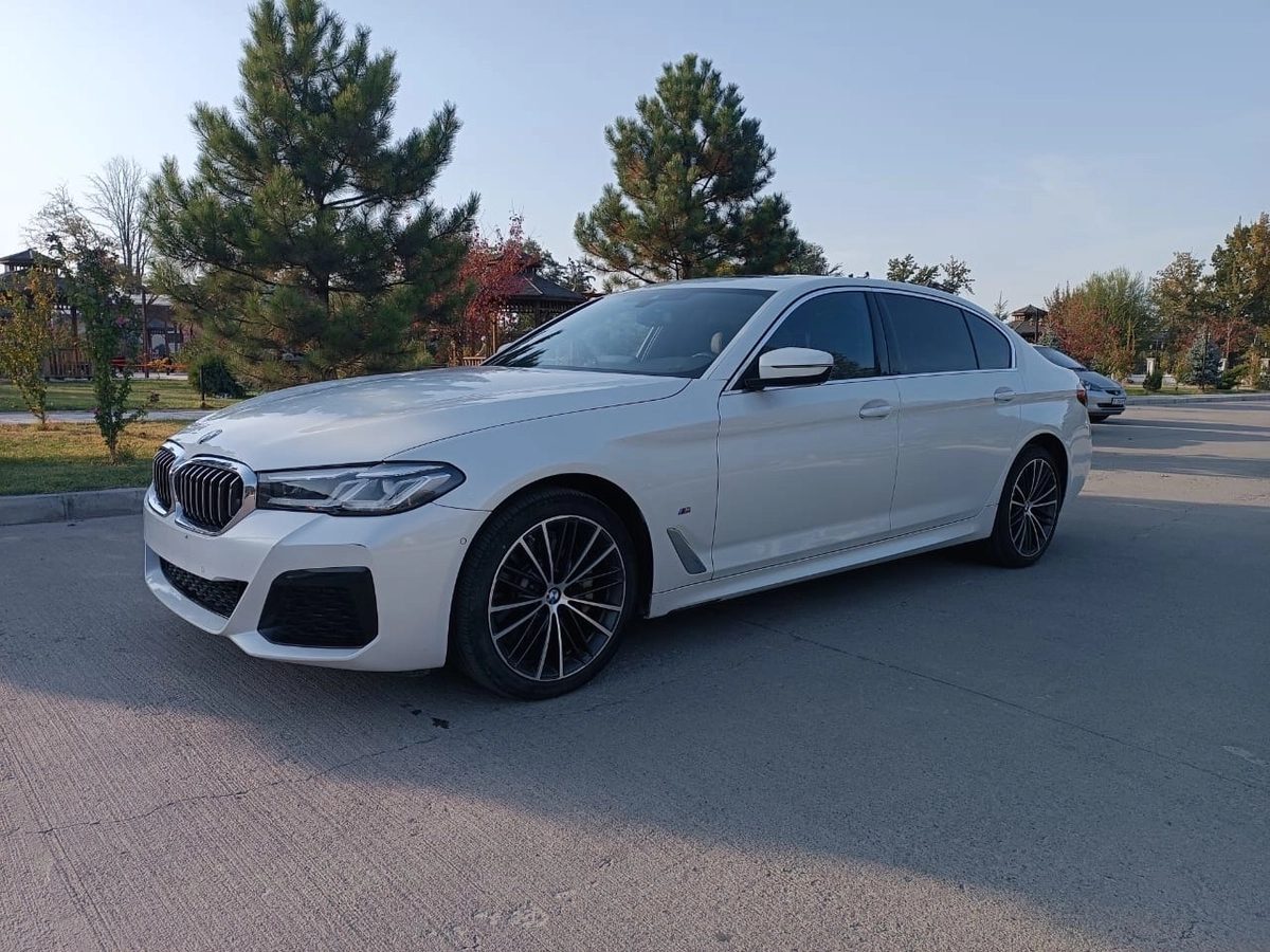 BMW 7 серии VI (G11/G12) Рестайлинг 2021