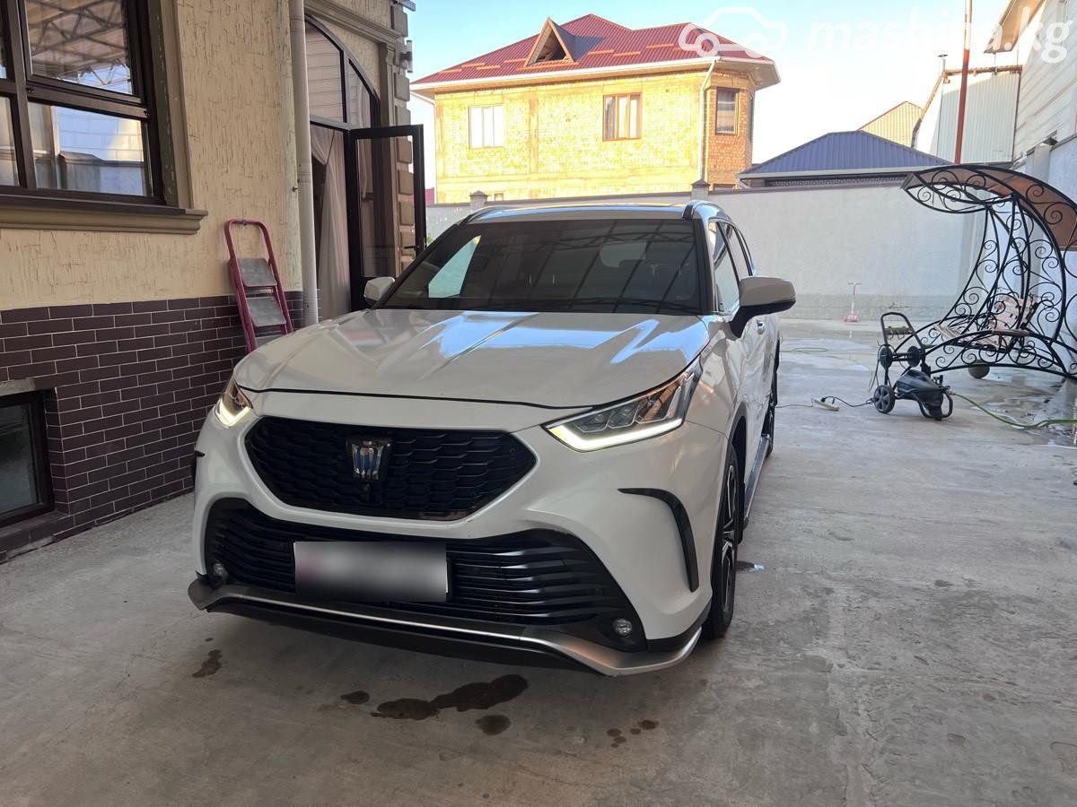Toyota Crown Kluger