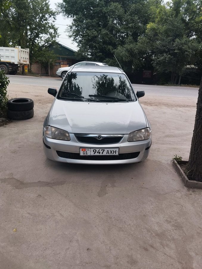 Mazda 323