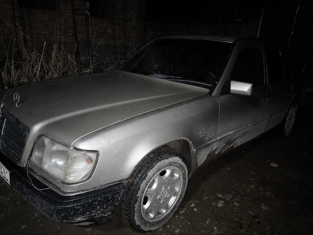 Mercedes-Benz W124