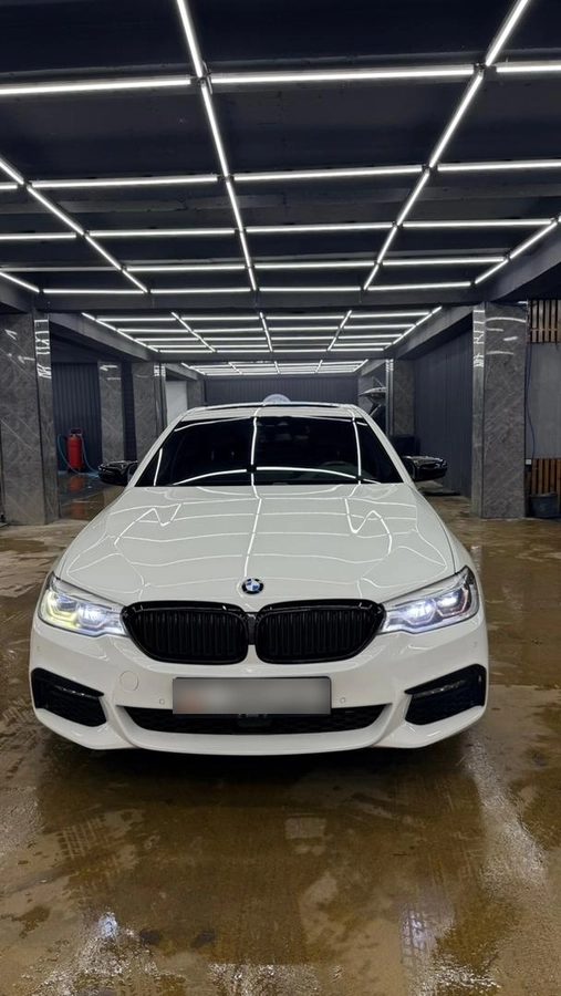 BMW 5 серии VII (G30/G31) 2017