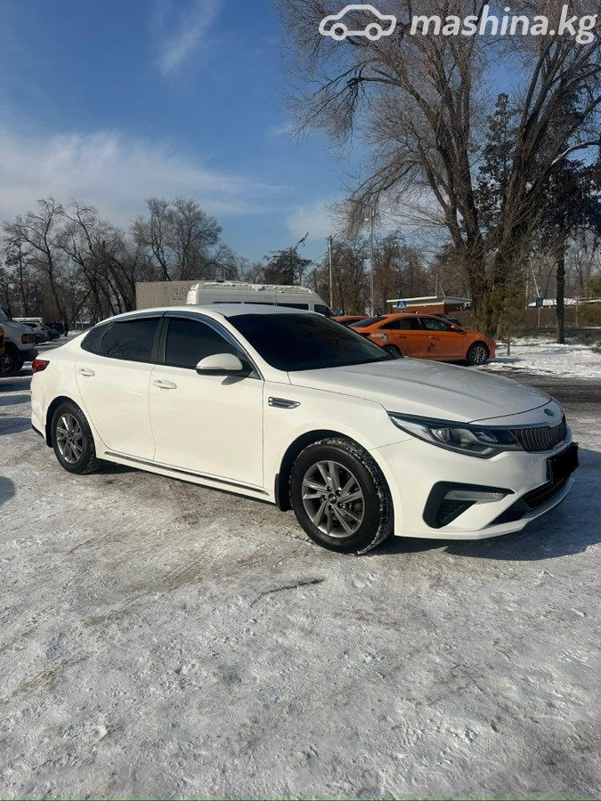 Kia K5 III