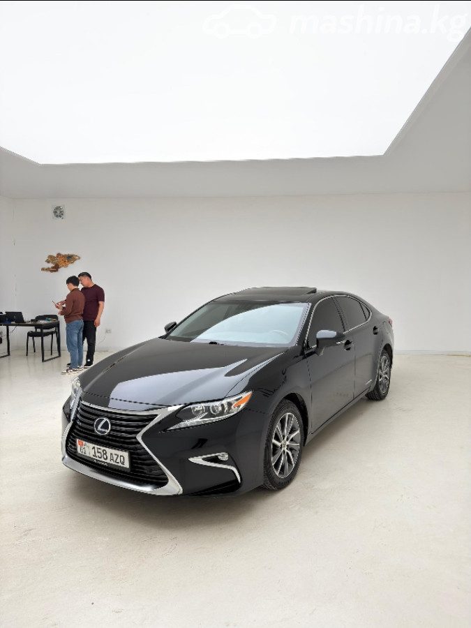 Lexus ES