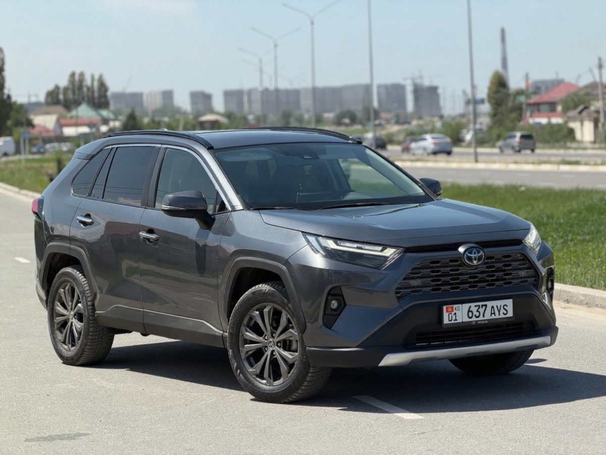 Toyota RAV4 V (XA50)
