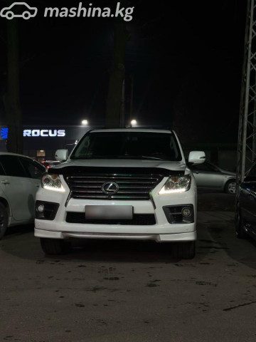 Lexus LX