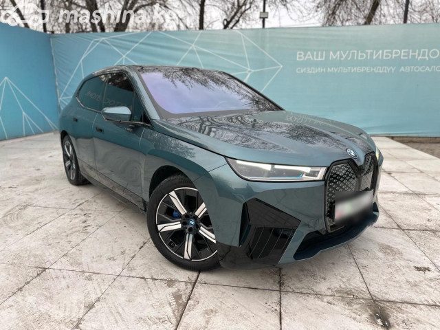 BMW iX