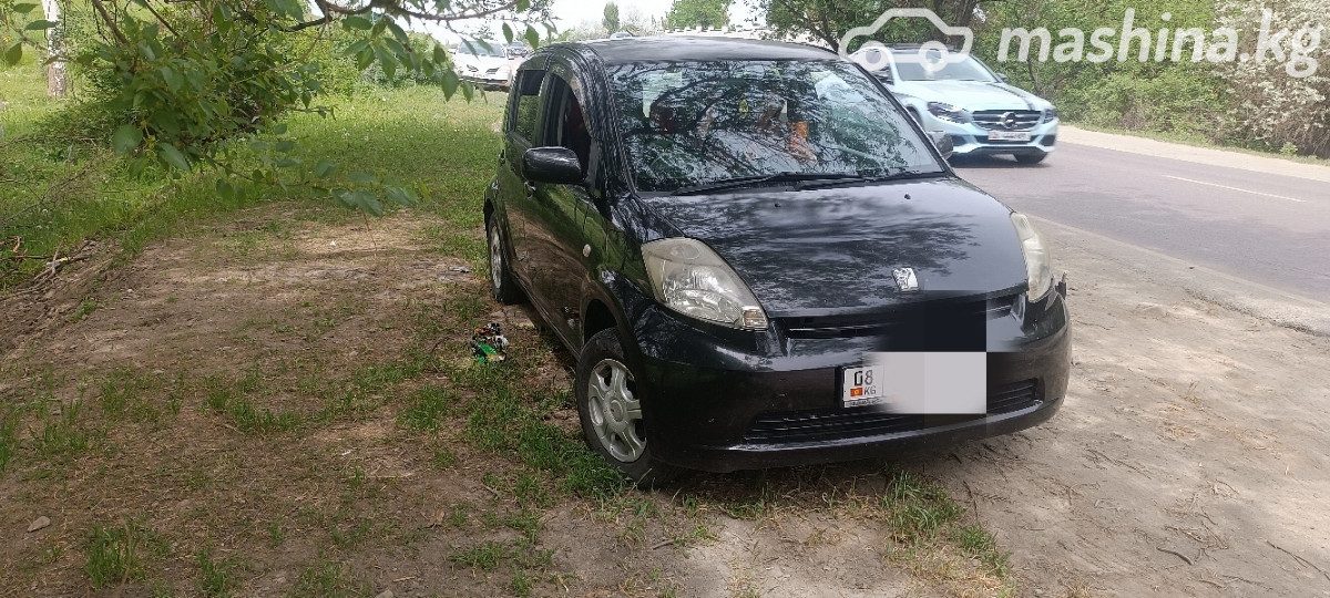Toyota Passo I (C10)