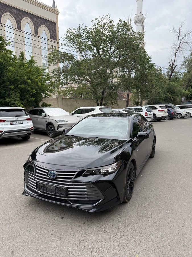 Toyota Avalon V 2019