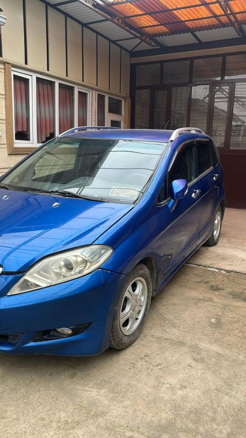 Honda FR-V