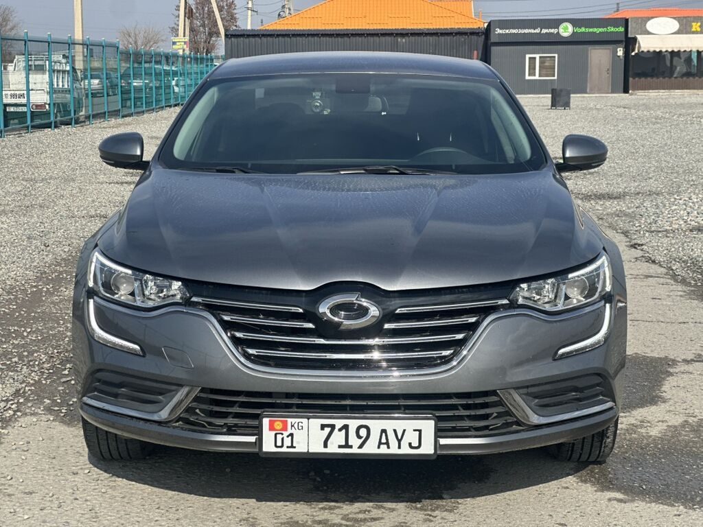 Renault SM6