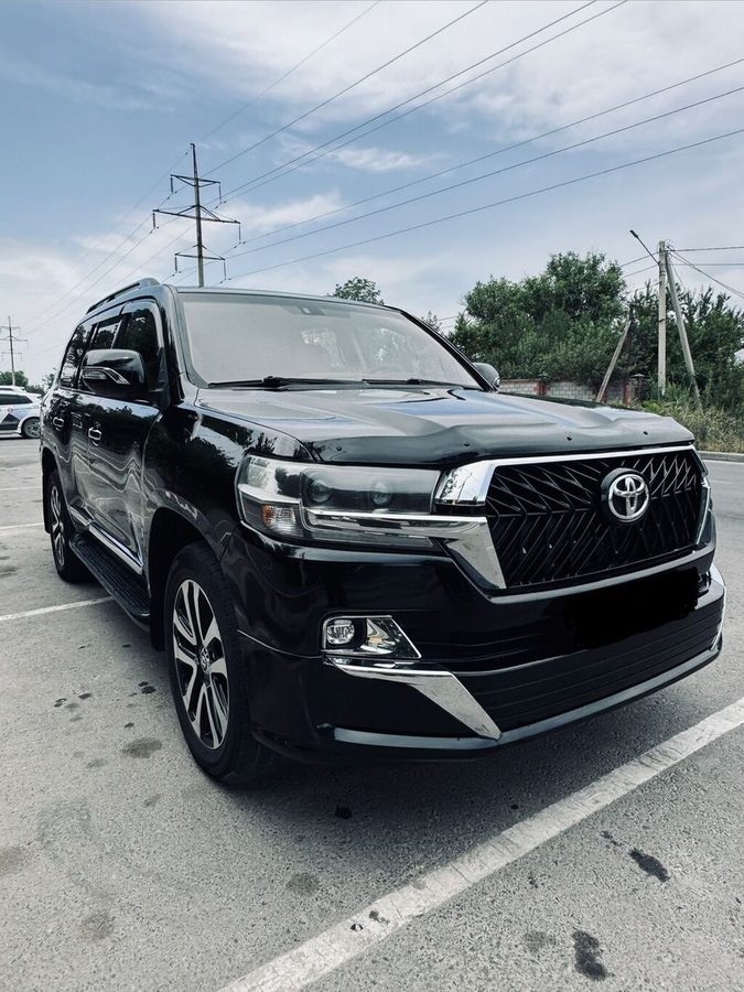 Toyota Land Cruiser
