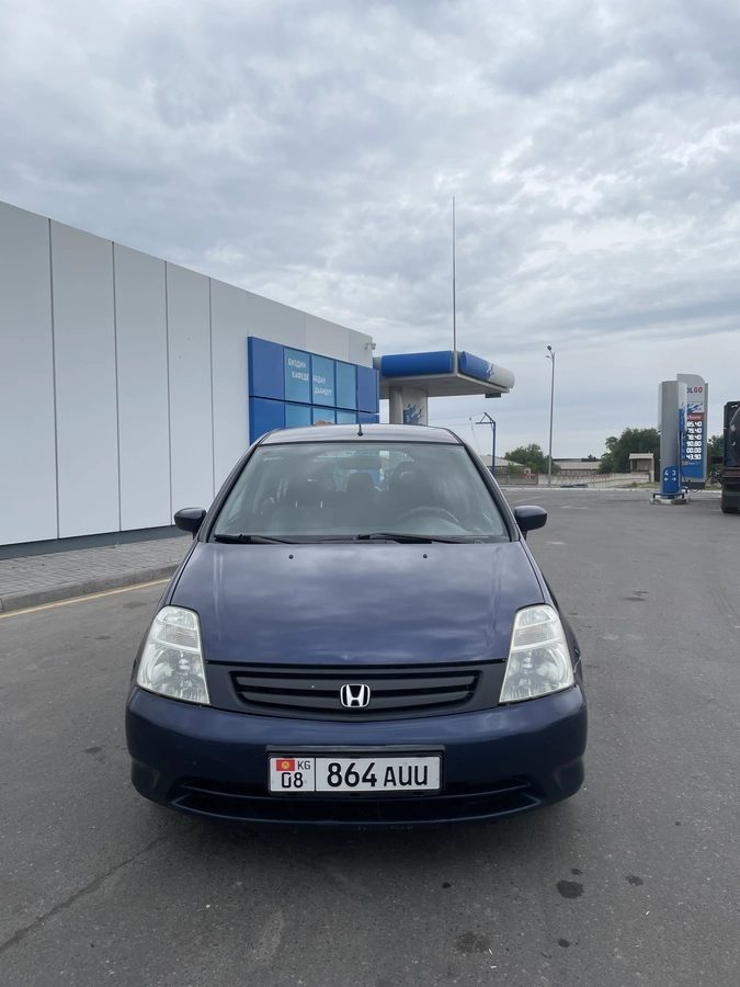 Honda Stream I 2001
