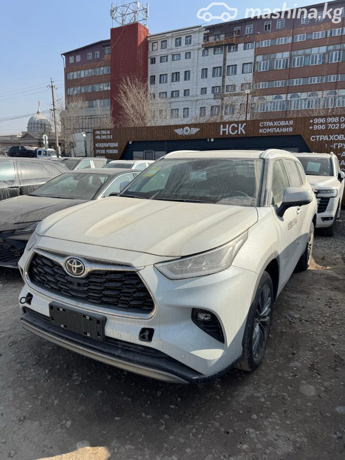 Toyota Highlander IV (U70)
