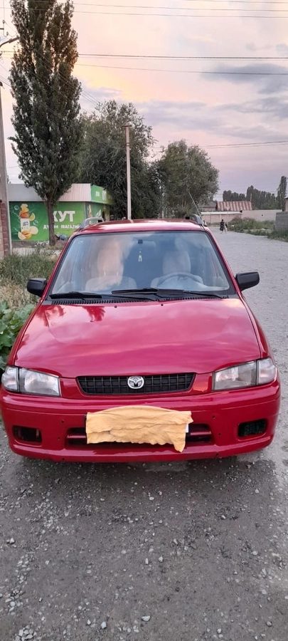 Mazda Demio I (DW) 2000