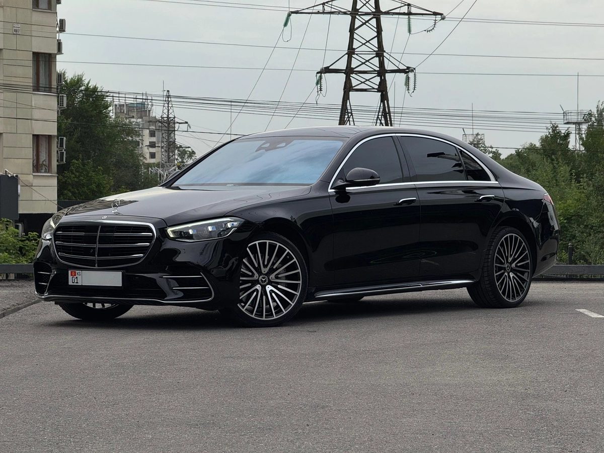 Mercedes-Benz S-Класс VII (W223) 2023