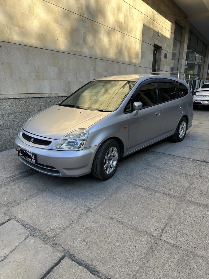 Honda Stream I 2001