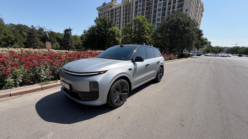 Lixiang L7
