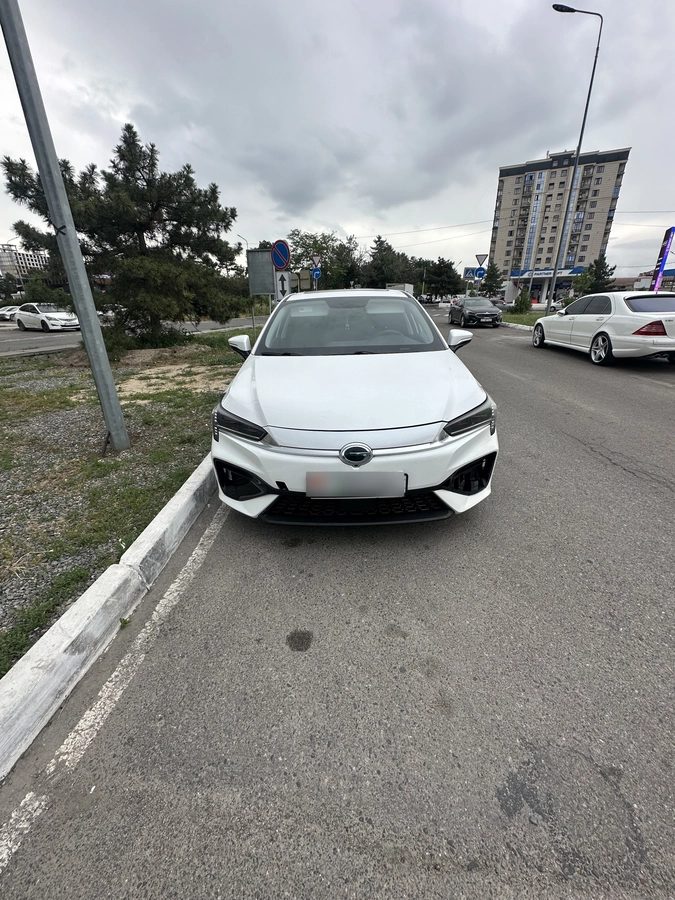 GAC Aion S 2021