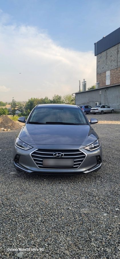 Hyundai Avante VI 1.6d AMT