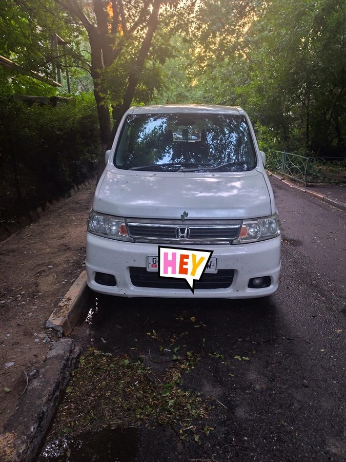 Honda Stepwgn II Рестайлинг 2005