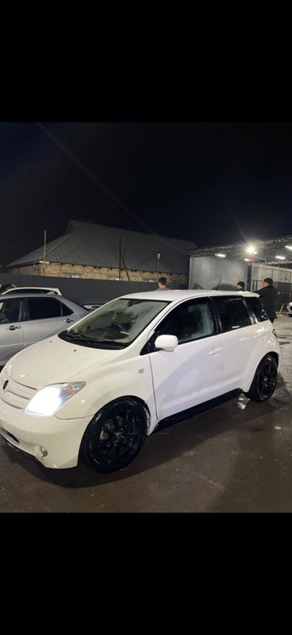 Toyota Ist
