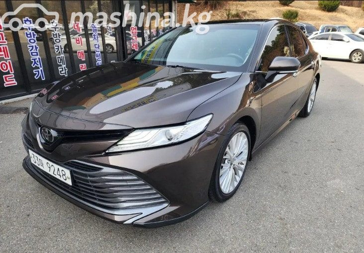 Toyota Camry VIII (XV70)