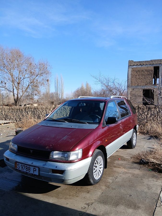 Mitsubishi Space Wagon
