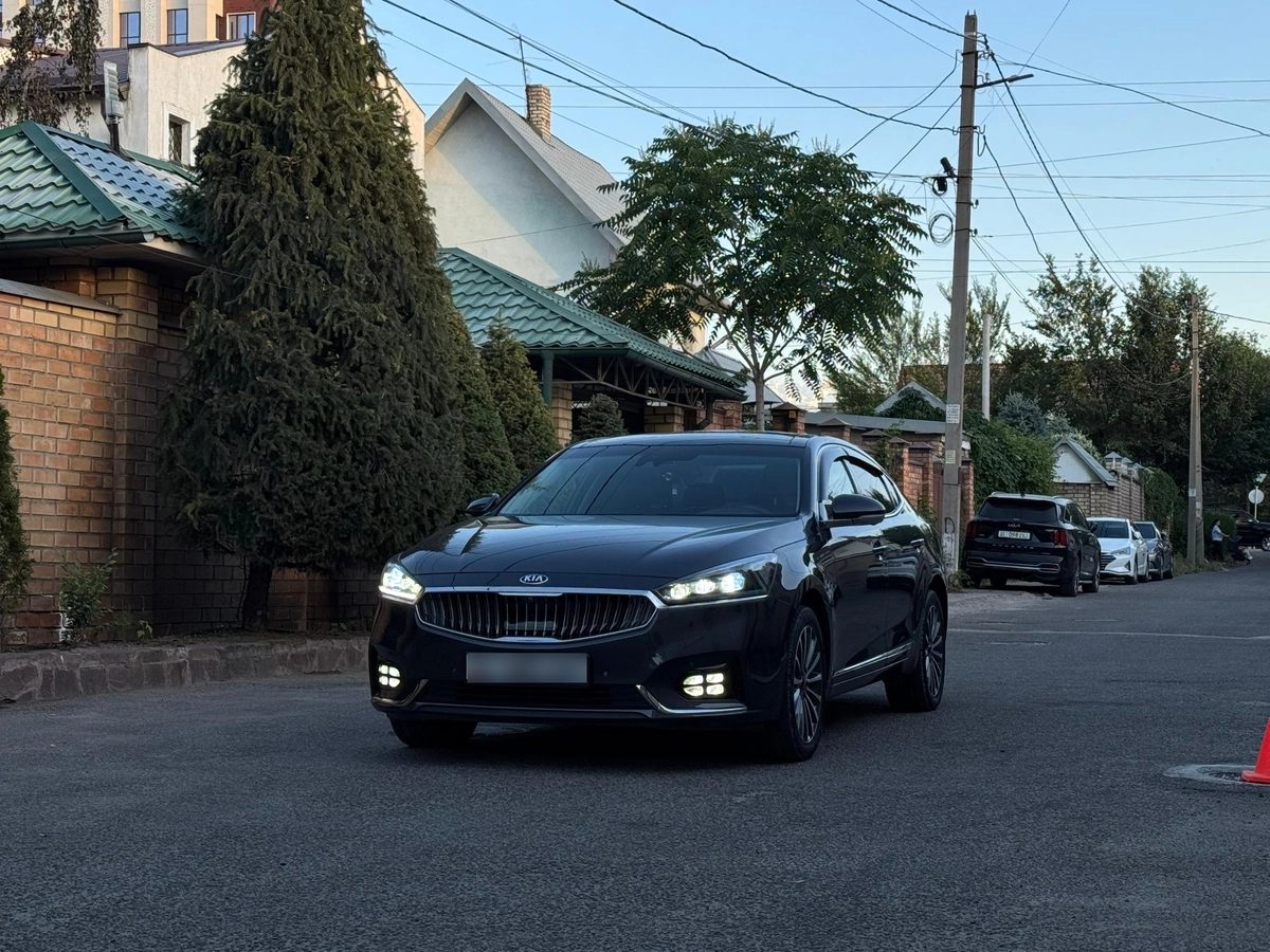 Kia K7 YG (II) 2017