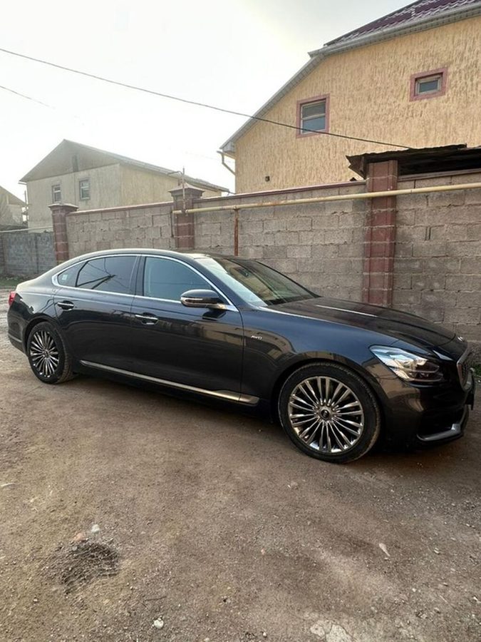 Kia K900