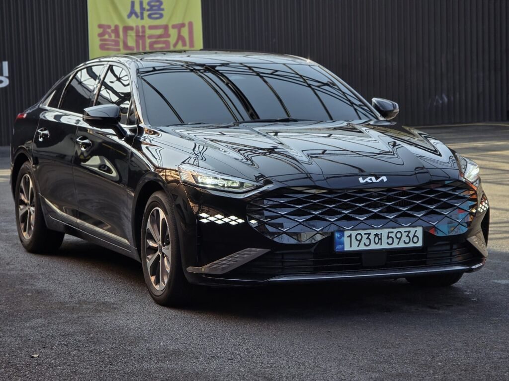 Kia K8