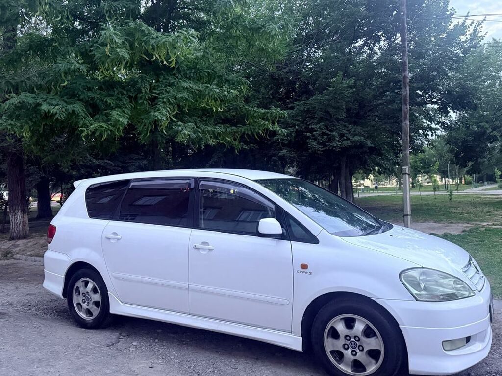 Toyota Ipsum