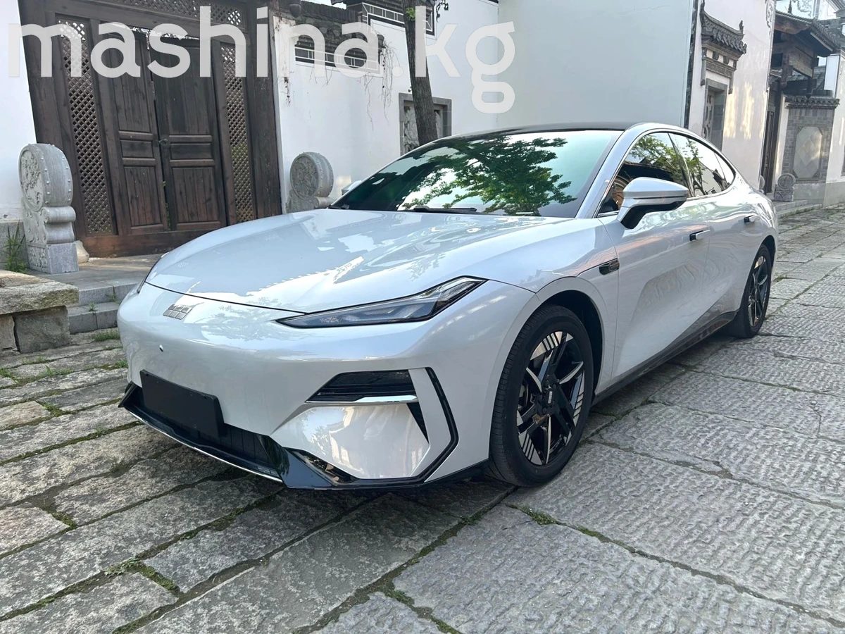 Geely Galaxy E8 2024