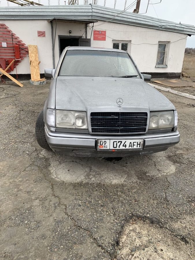 Mercedes-Benz W124