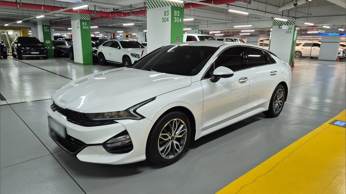 Kia K5 III Рестайлинг 2023