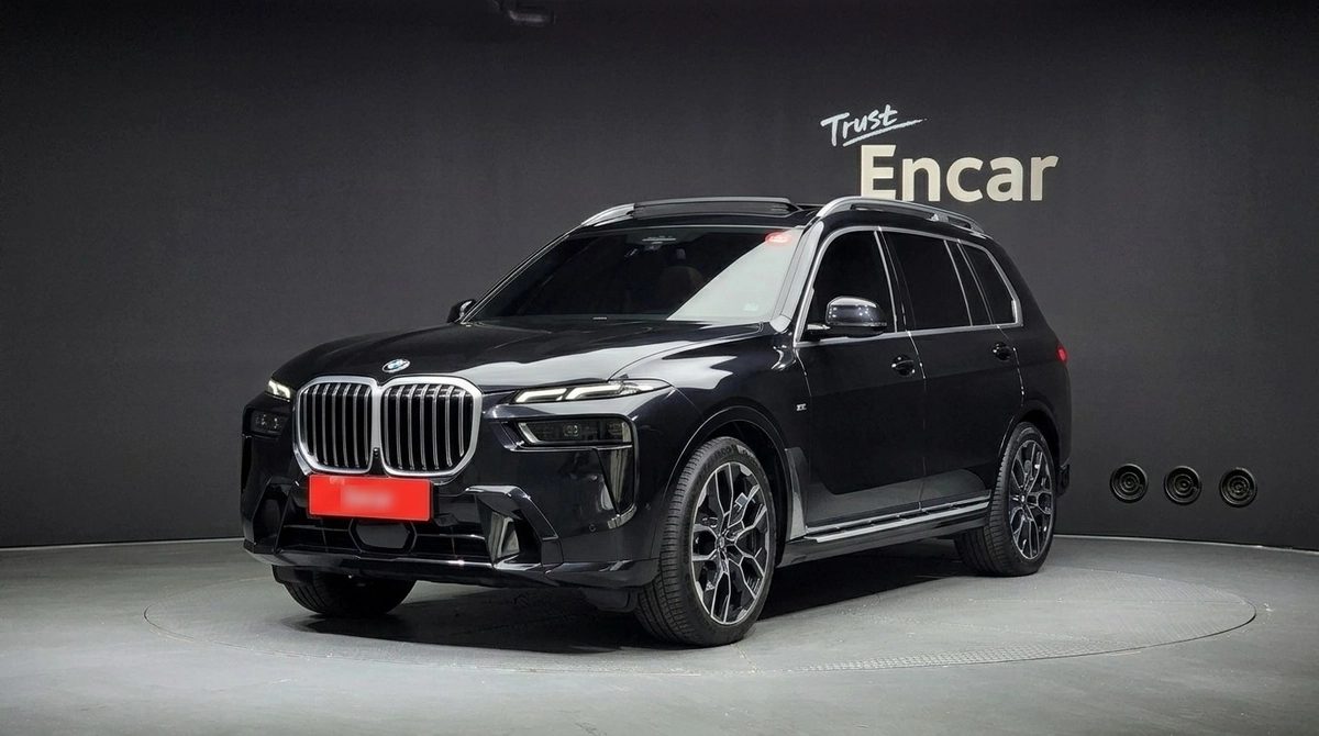 BMW X7 I (G07) Рестайлинг 2025