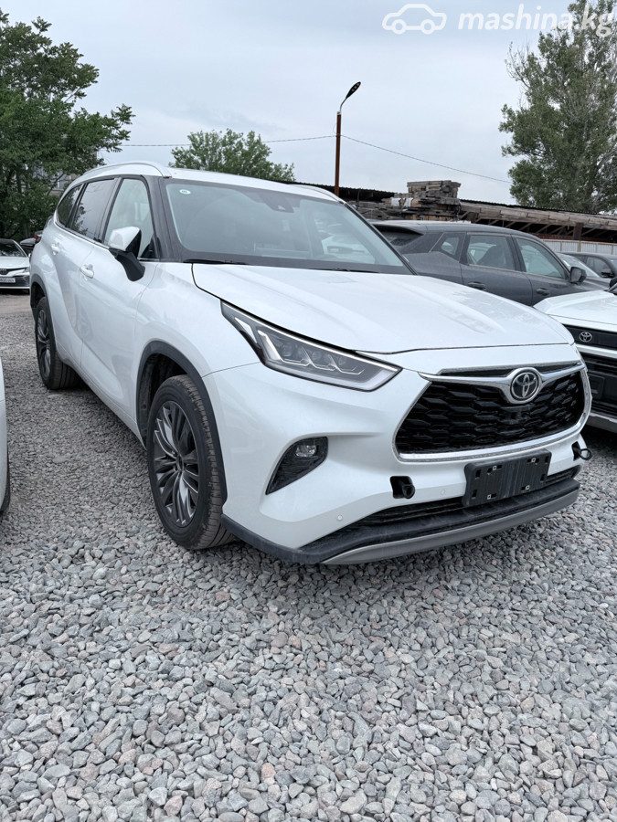 Toyota Highlander IV (U70)