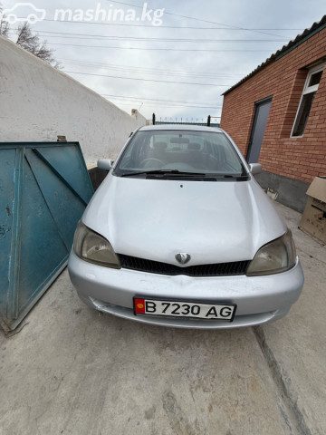 Toyota Platz