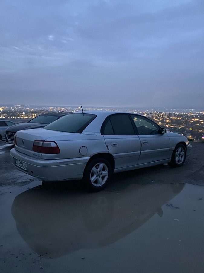 Opel Omega