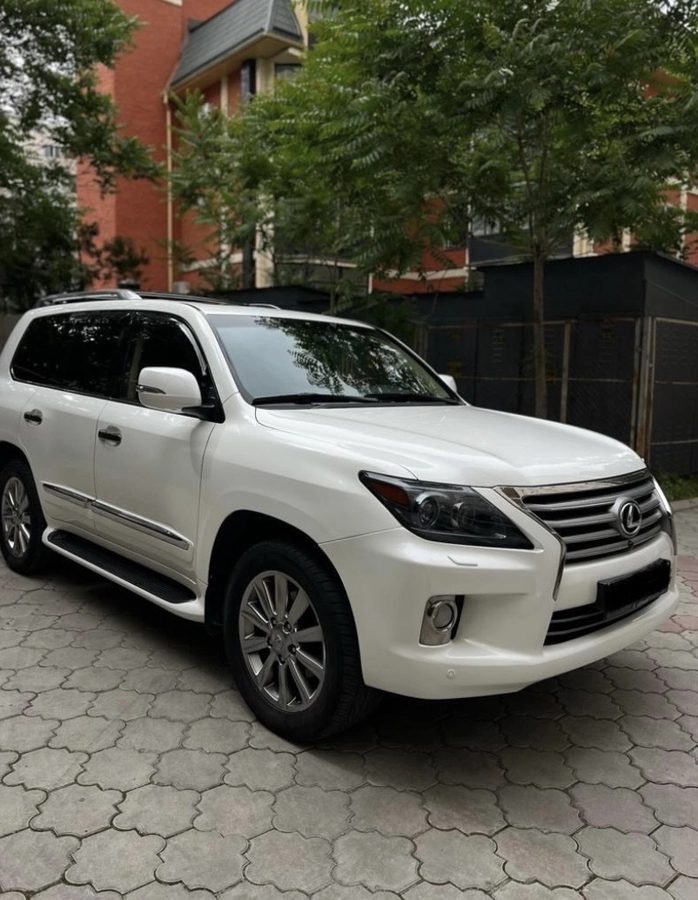 Lexus LX III Рестайлинг 2013