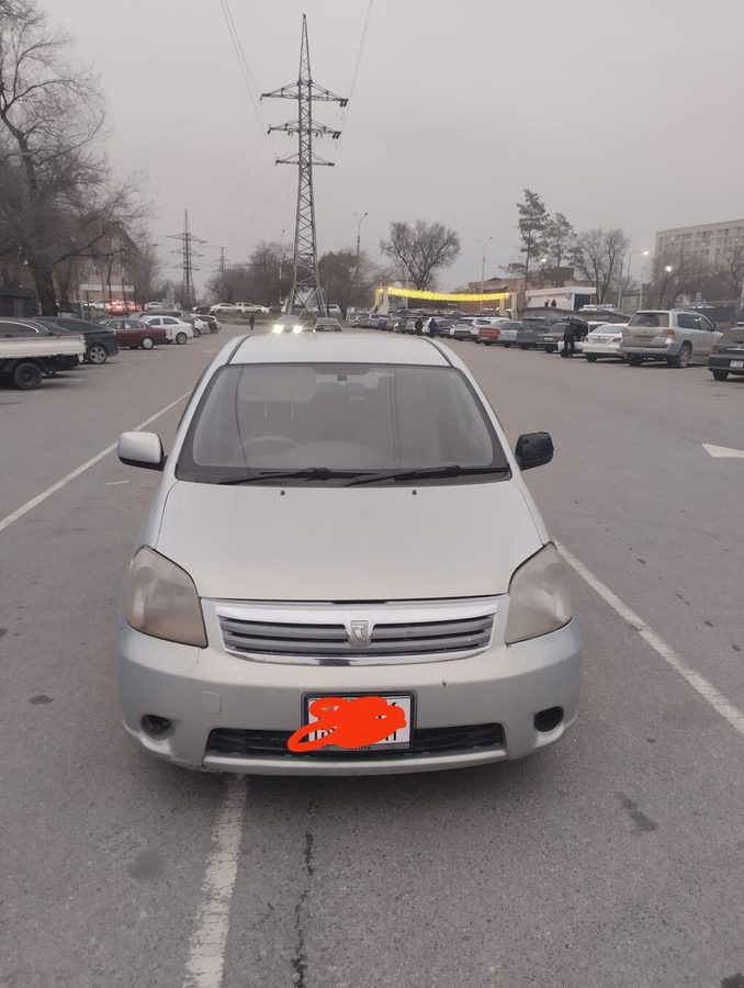 Toyota Raum